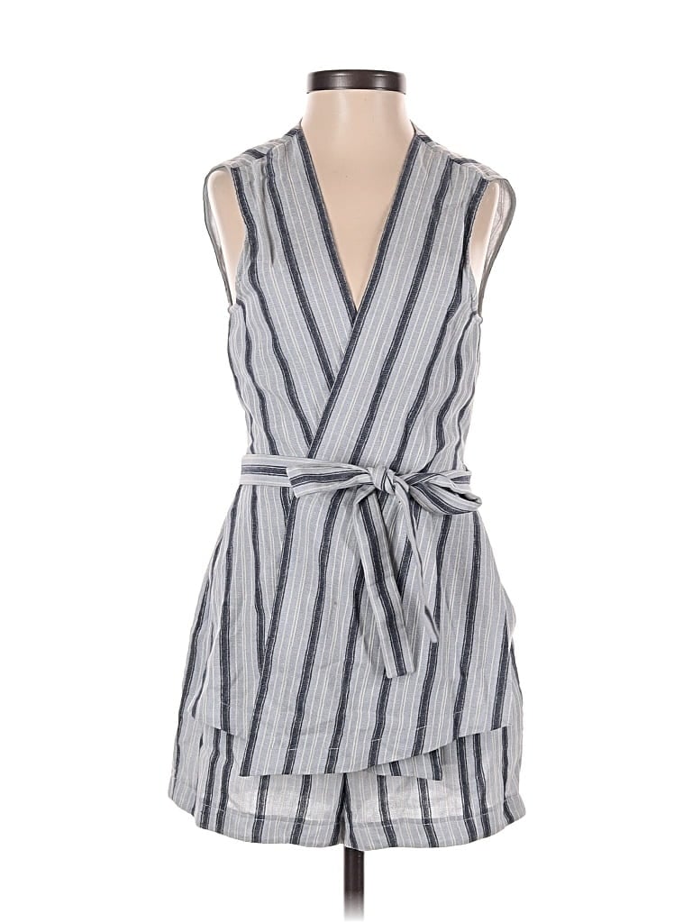 Pre-owned Bcbgmaxazria Romper In Gray