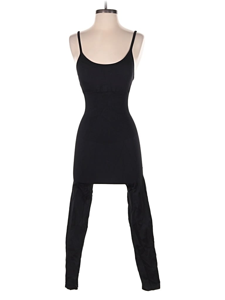 Pre-owned Oqq Jumpsuit In Black
