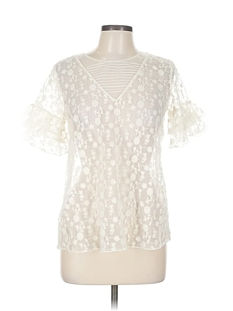 Pre-owned Maurices Short Sleeve Top Ivory V Neck Tops In White