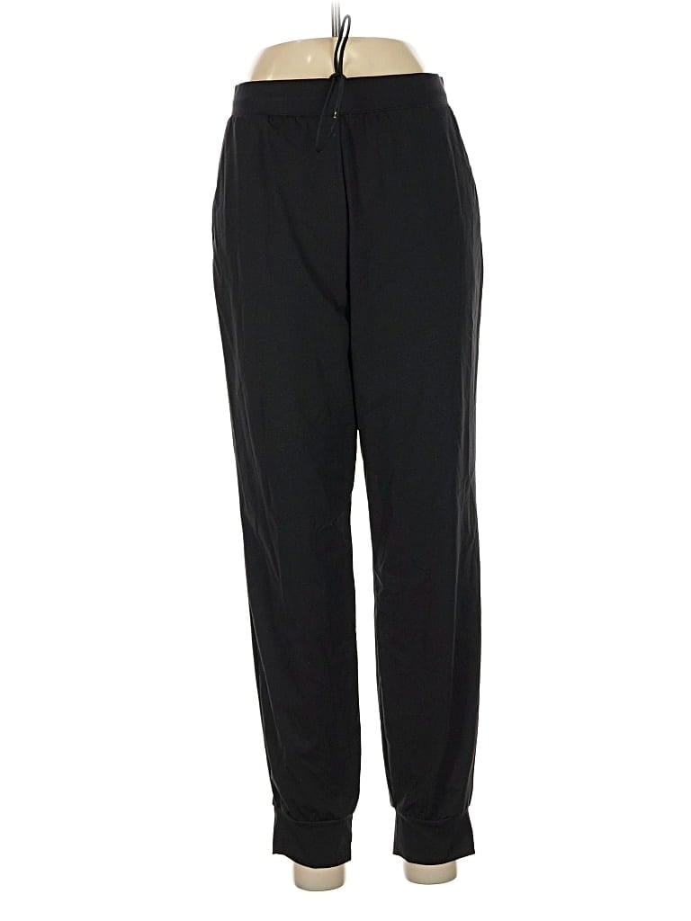 Click to view more detailed imagery on our partner's website Pre-owned Uniqlo Casual Pants In Black