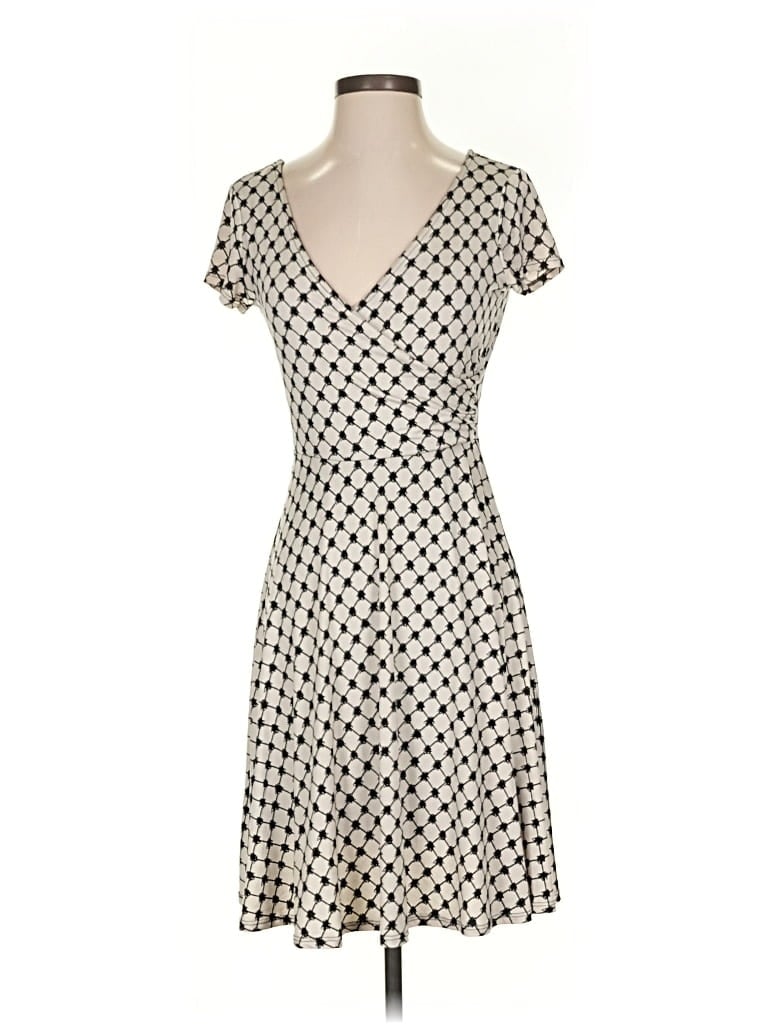 Pre-owned Gilli Casual Dress In Gray