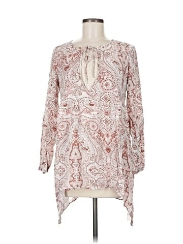Lilka 3/4 Sleeve Blouse (view 1)