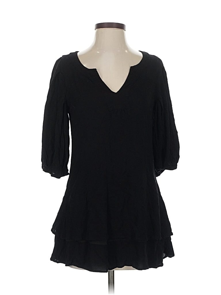 Click to view more detailed imagery on our partner's website Pre-owned L*space 3/4 Sleeve Blouse In Black