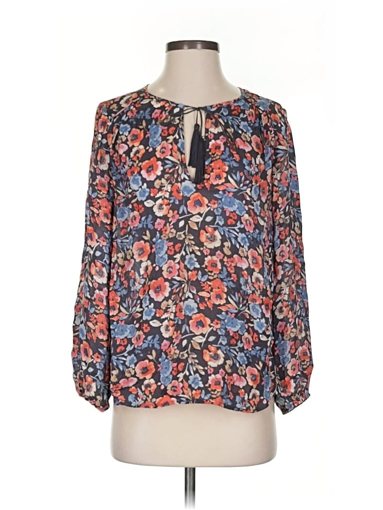 Click to view more detailed imagery on our partner's website Pre-owned Joie 3/4 Sleeve Silk Top Blue Keyhole Neckline Tops