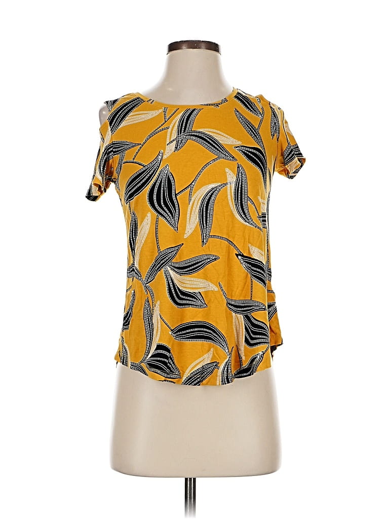 Pre-owned Jm Collection Short Sleeve Blouse In Yellow