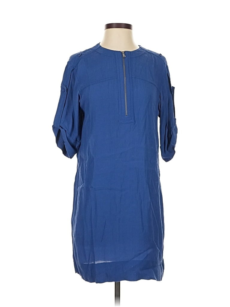 Pre-owned Bcbgmaxazria Casual Dress In Blue