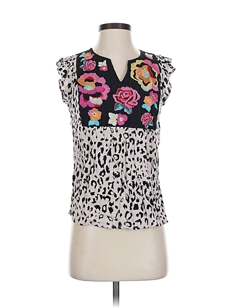 Pre-owned Savanna Jane Sleeveless Blouse In White
