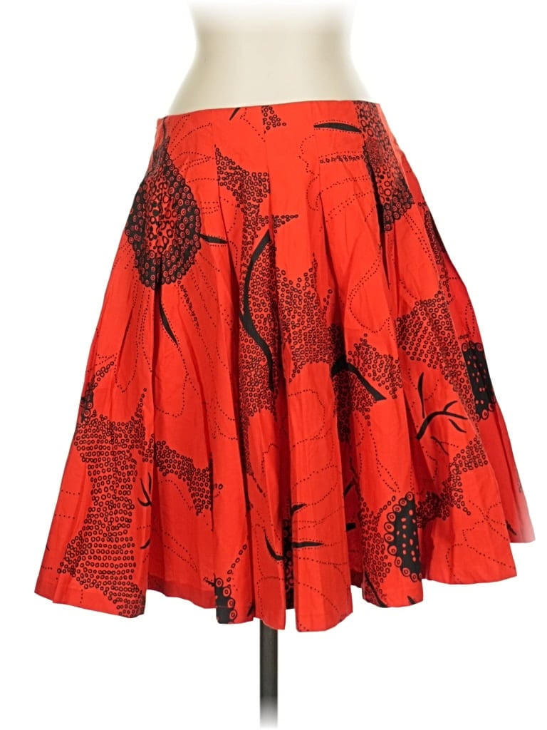 Click to view more detailed imagery on our partner's website Pre-owned French Connection Casual Skirt In Red