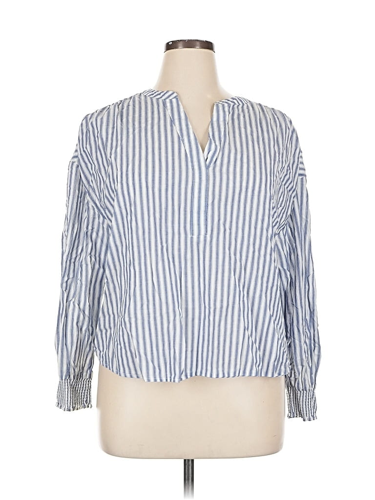 Pre-owned A.n.a. A New Approach 3/4 Sleeve Button Down Shirt In Blue