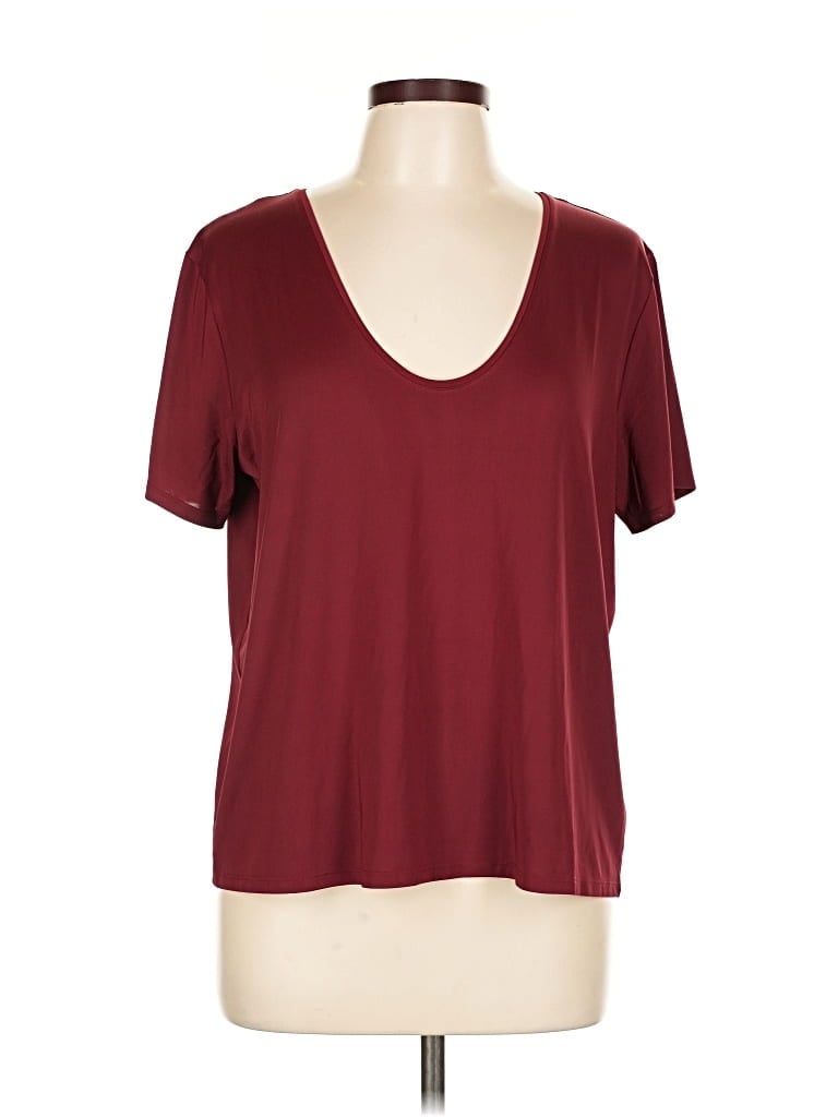 Pre-owned Express Short Sleeve T-shirt In Burgundy
