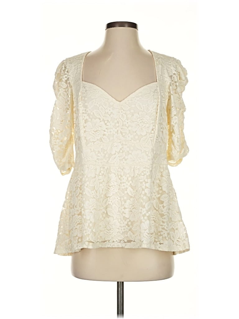 Pre-owned Torrid 3/4 Sleeve Blouse In White