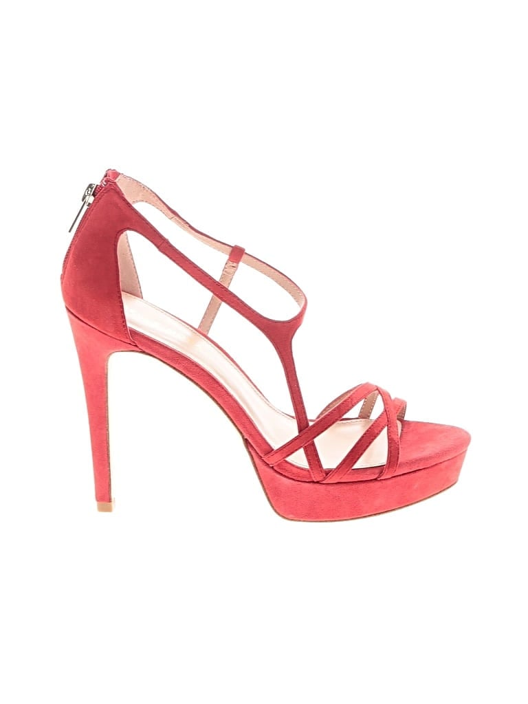 Click to view more detailed imagery on our partner's website Pre-owned Pelle Moda Heels In Red