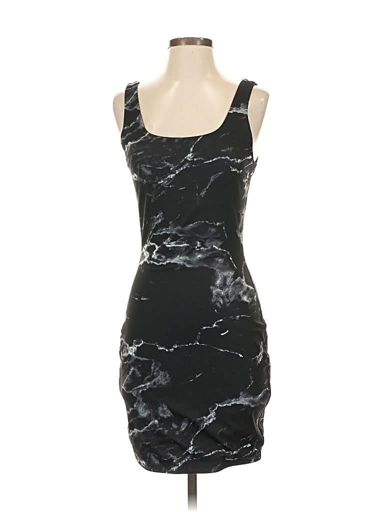 Click to view more detailed imagery on our partner's website Pre-owned Express Cocktail Dress In Black
