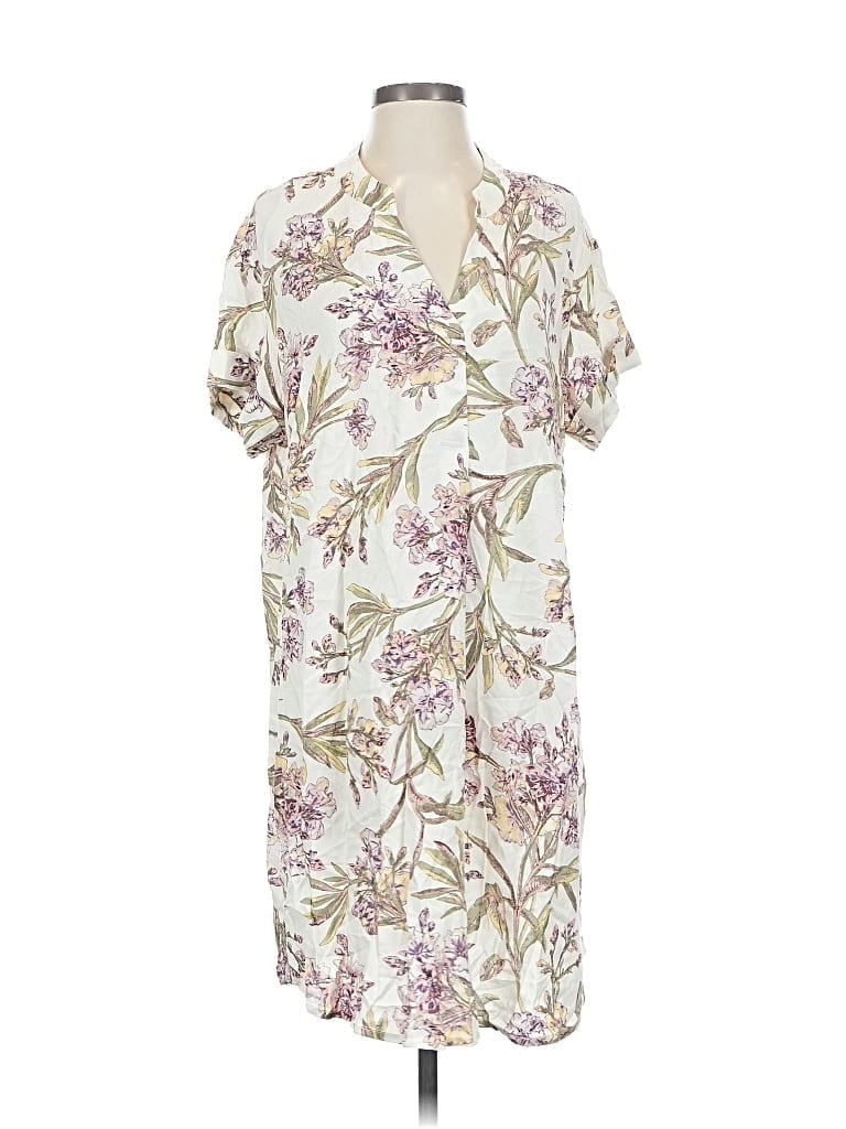 H&M Pre-owned Casual Dress In White