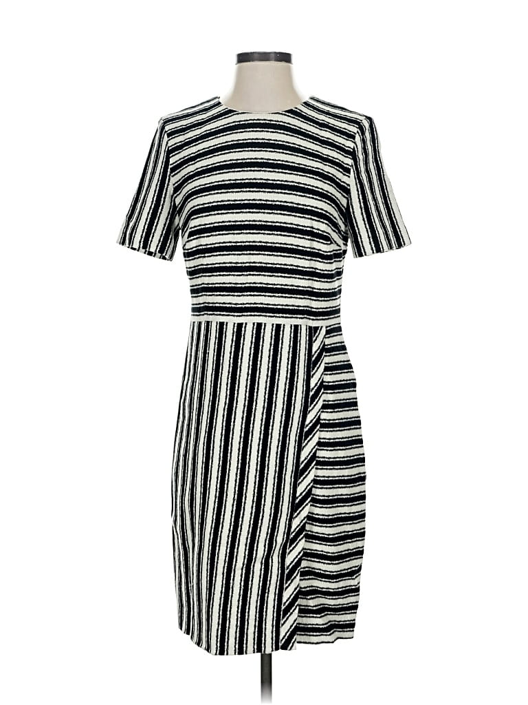 Click to view more detailed imagery on our partner's website Pre-owned Boss By Hugo Boss Casual Dress In Gray