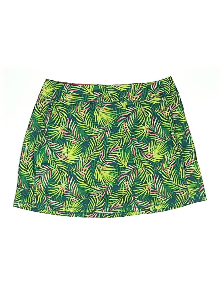 Click to view more detailed imagery on our partner's website Pre-owned Lands' End Active Skort In Green