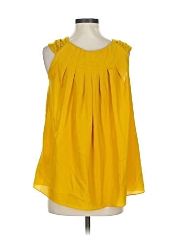 Lilis Closet Sleeveless Blouse (view 2)