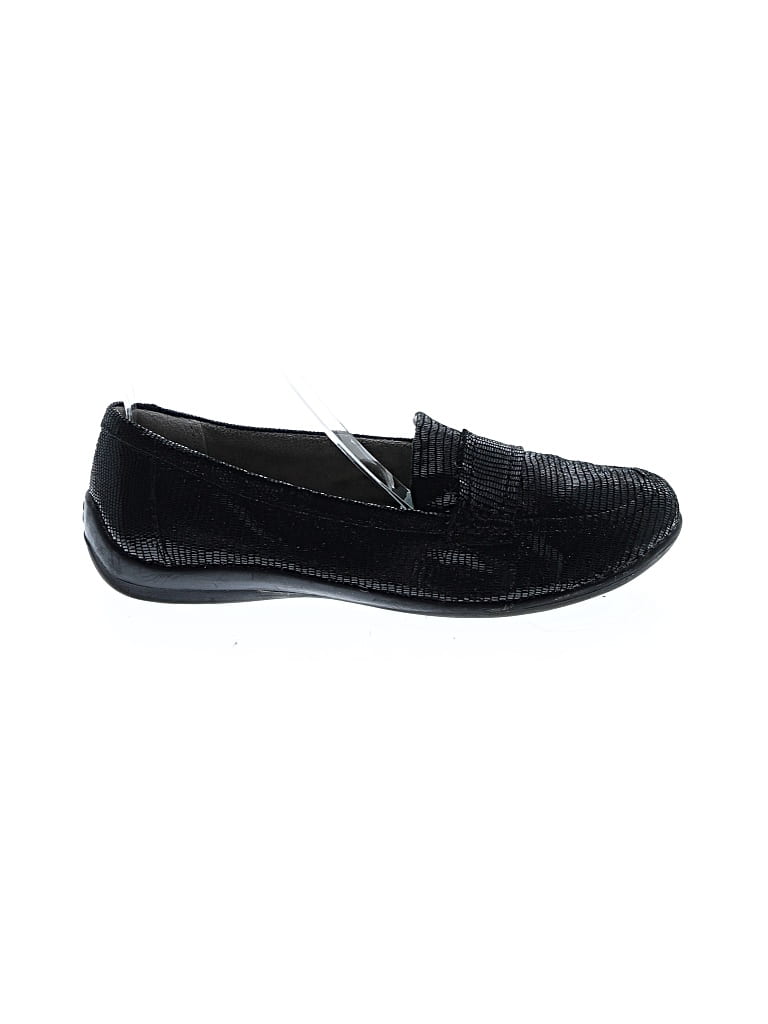 Click to view more detailed imagery on our partner's website Pre-owned Naturalizer Flats In Black