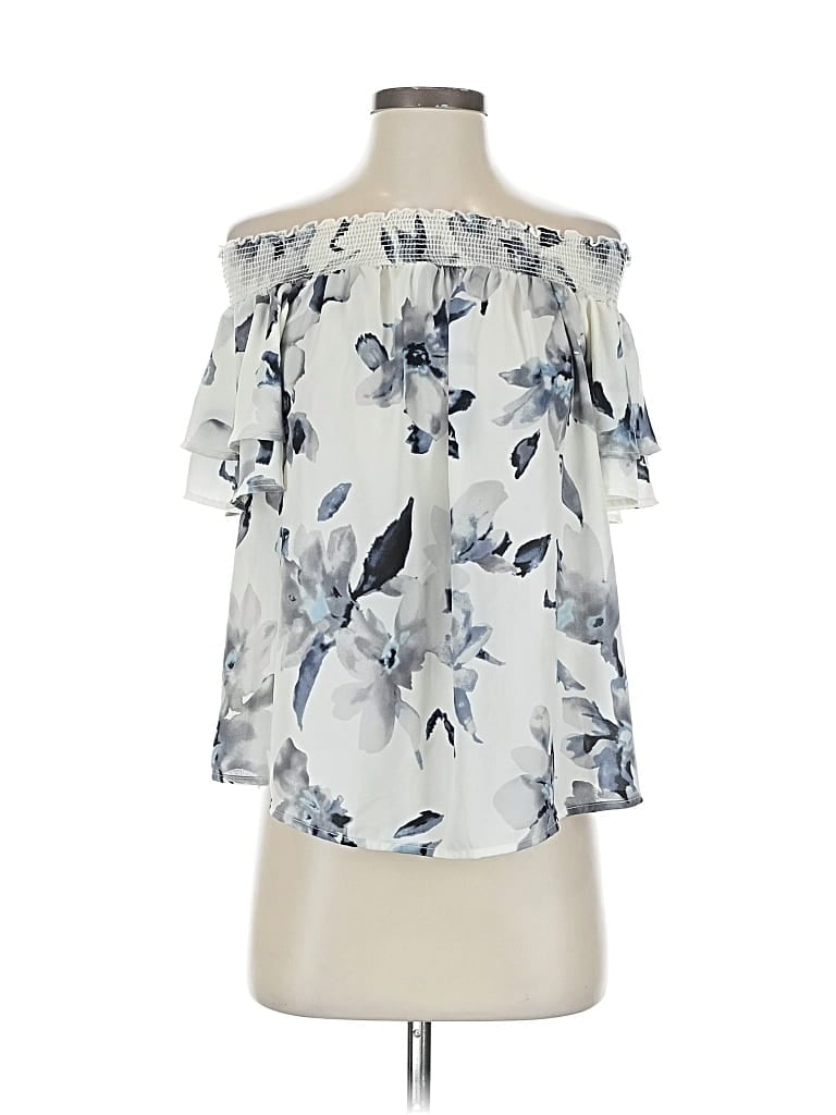 Pre-owned Peach Love Sleeveless Blouse In White