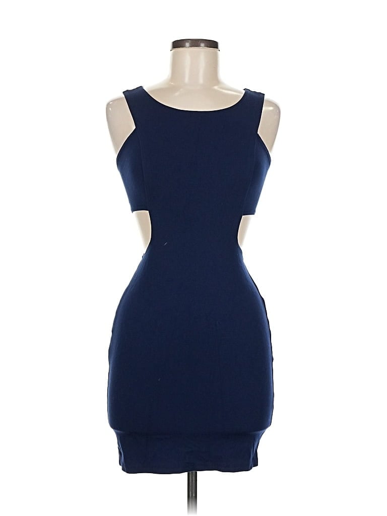Pre-owned Tiana B Cocktail Dress In Blue