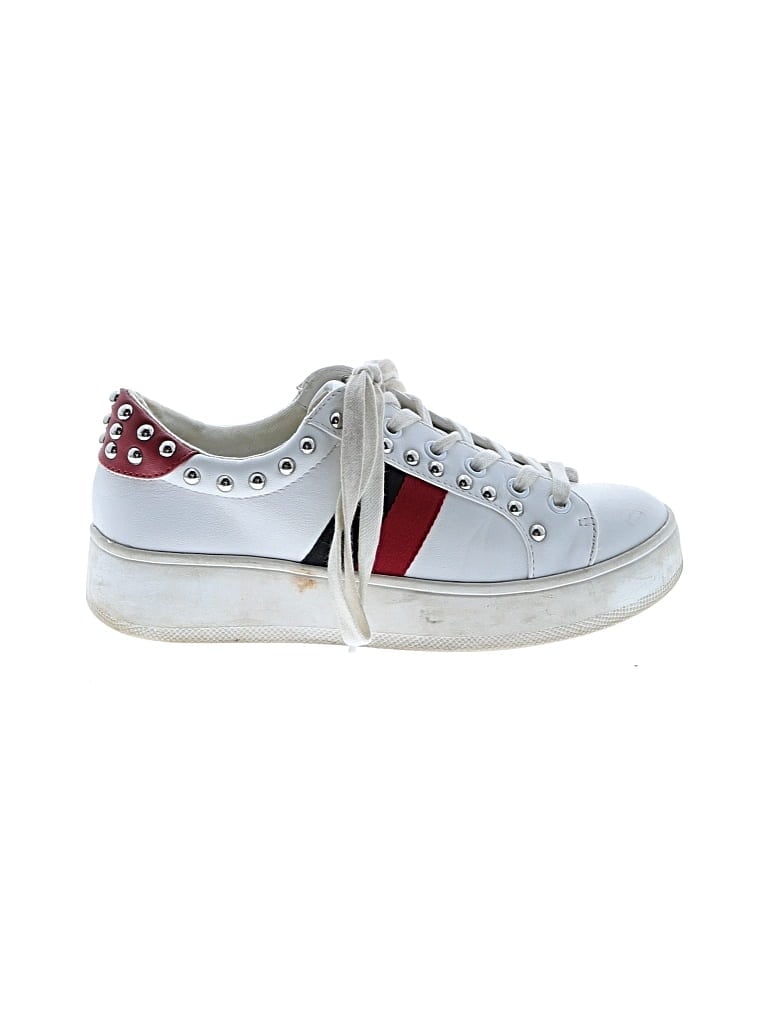 Pre-owned Steve Madden Sneakers In White