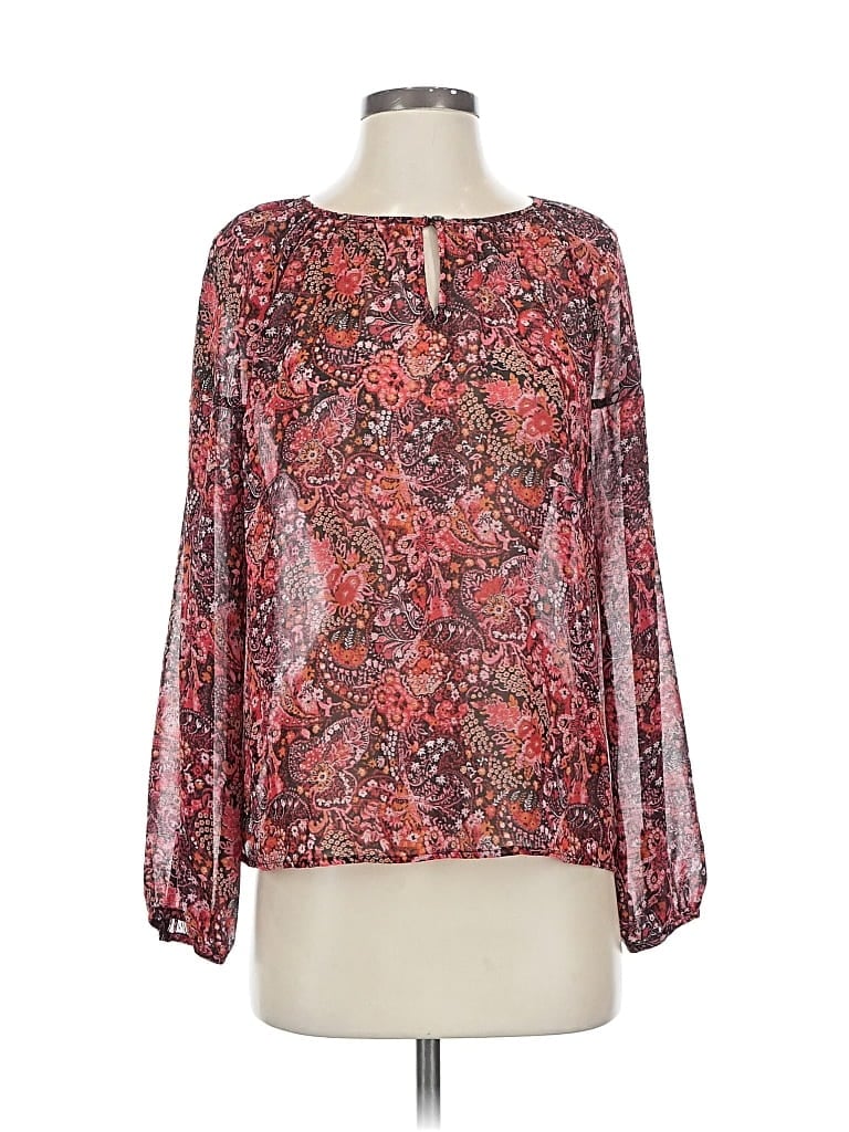 Click to view more detailed imagery on our partner's website Pre-owned Vince Camuto Long Sleeve Blouse In Pink