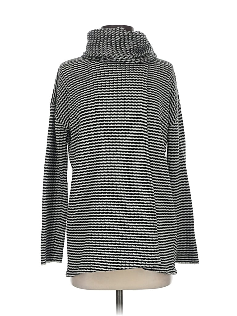 CABI Pre-owned Turtleneck Sweater In Black