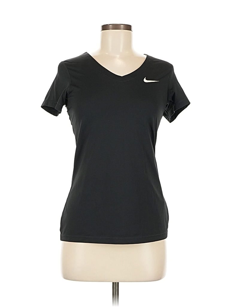 Pre-owned Nike Active T-shirt In Black