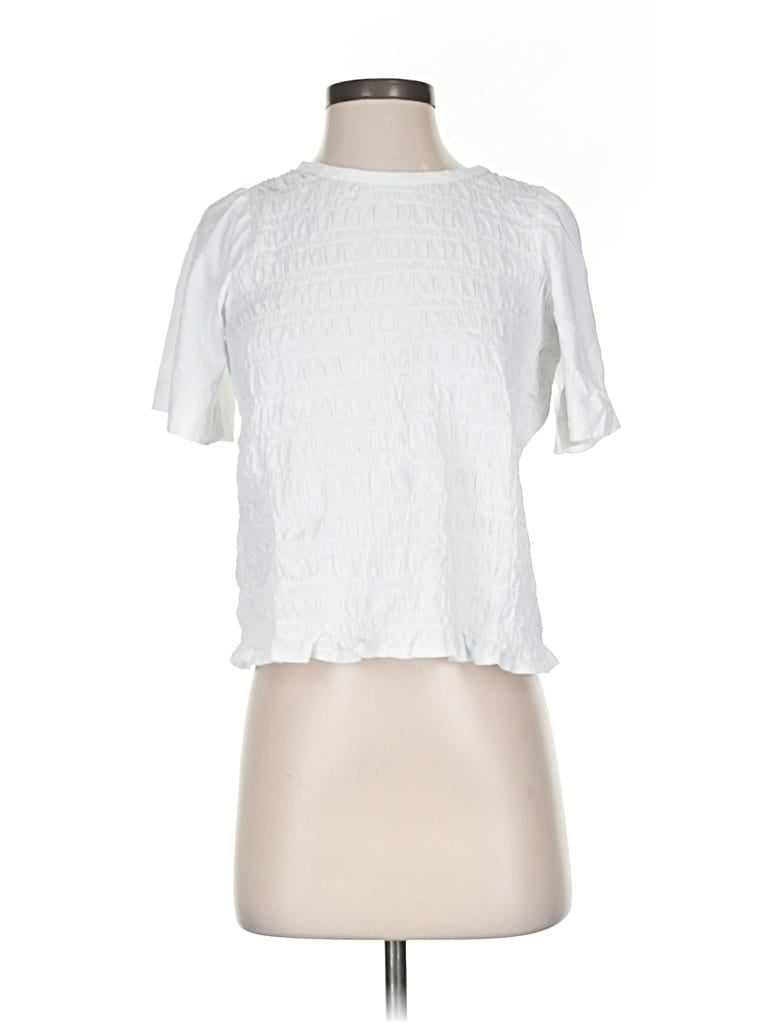 Click to view more detailed imagery on our partner's website Pre-owned Old Navy Short Sleeve Top White Mock Neckline Tops