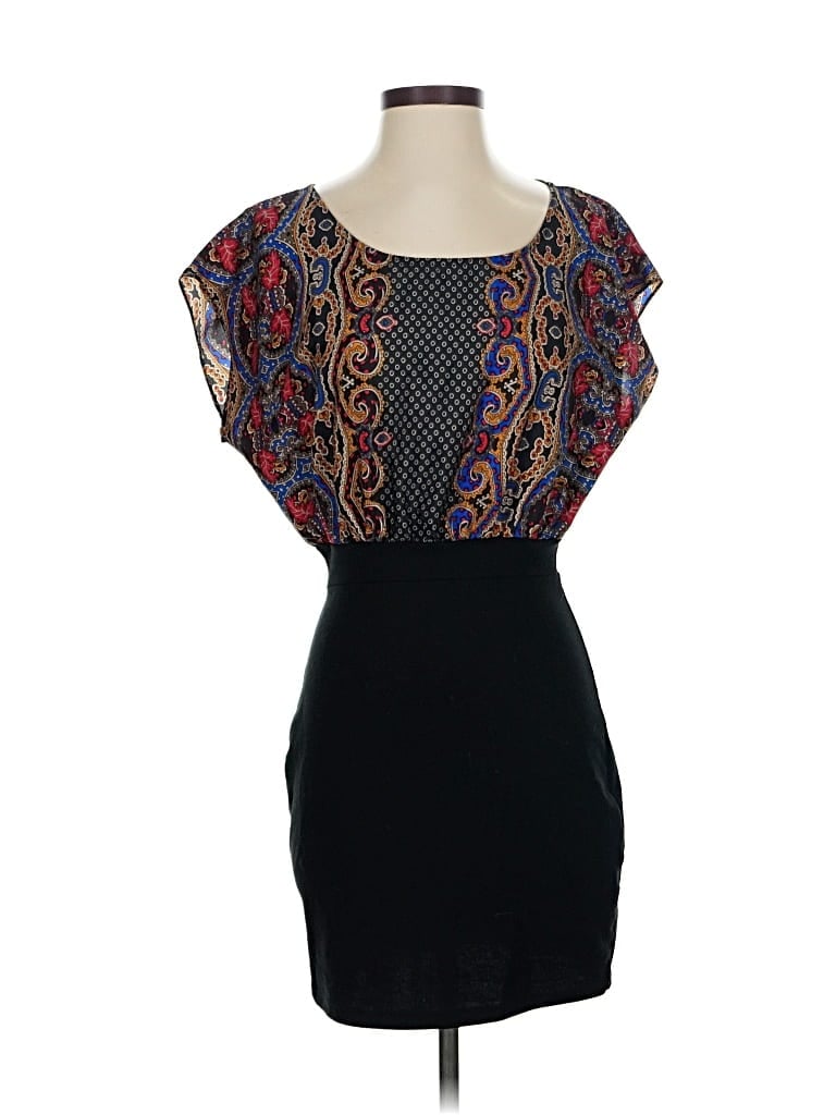 Pre-owned Soprano Cocktail Dress In Black