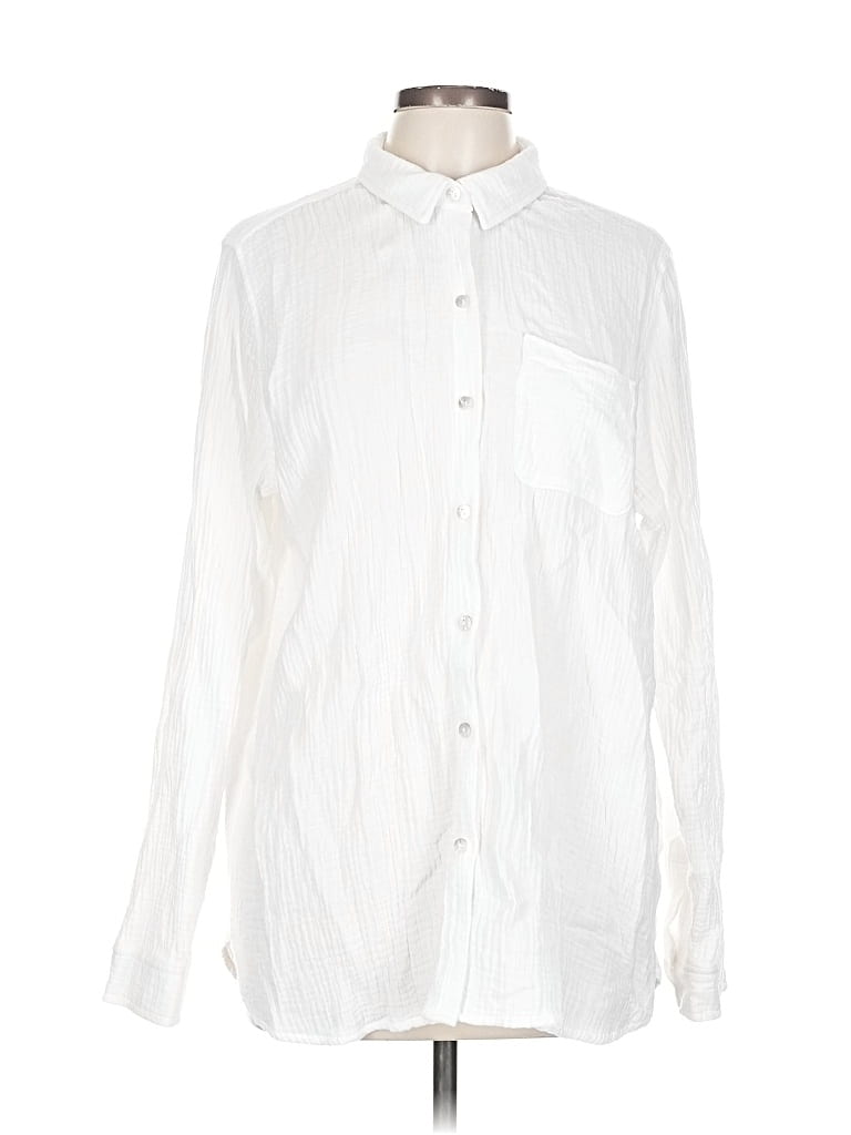 Click to view more detailed imagery on our partner's website Pre-owned Jessica Simpson Long Sleeve Button Down Shirt In White