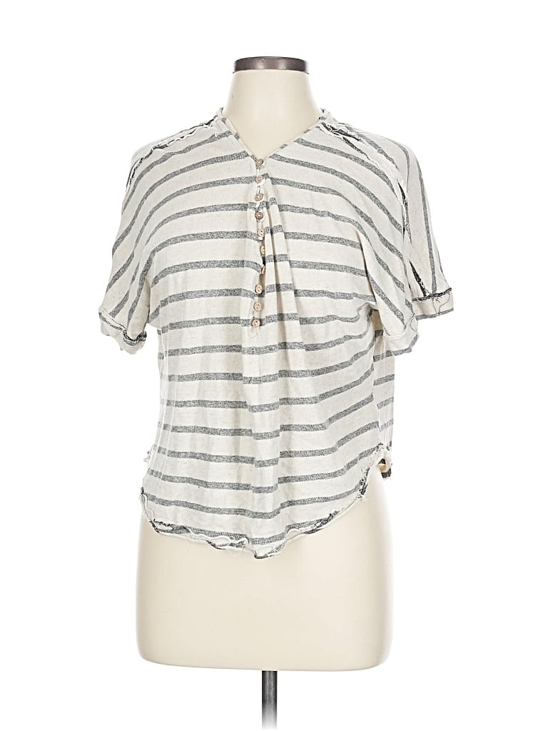 Click to view more detailed imagery on our partner's website Pre-owned By Together Short Sleeve Blouse In Gray