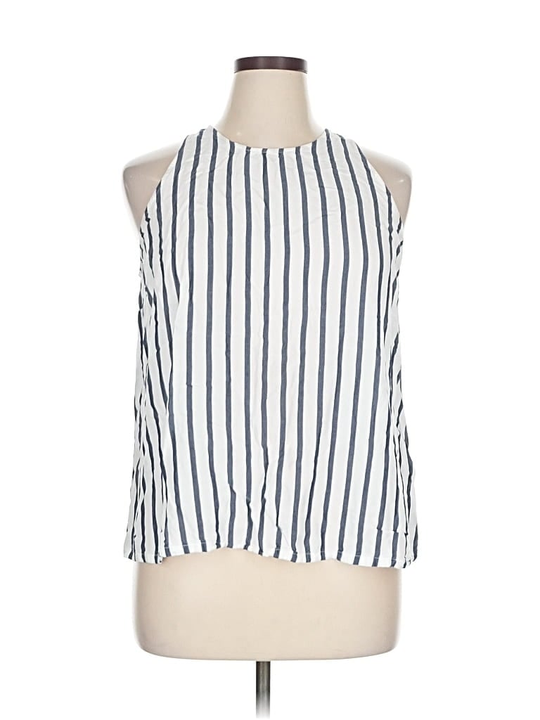 Click to view more detailed imagery on our partner's website Pre-owned Old Navy Sleeveless Blouse In White