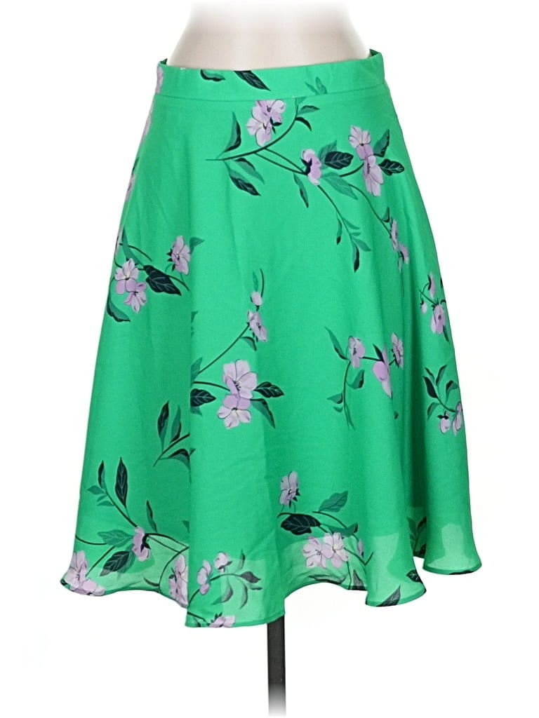 Click to view more detailed imagery on our partner's website Pre-owned Ann Taylor Casual Skirt In Green