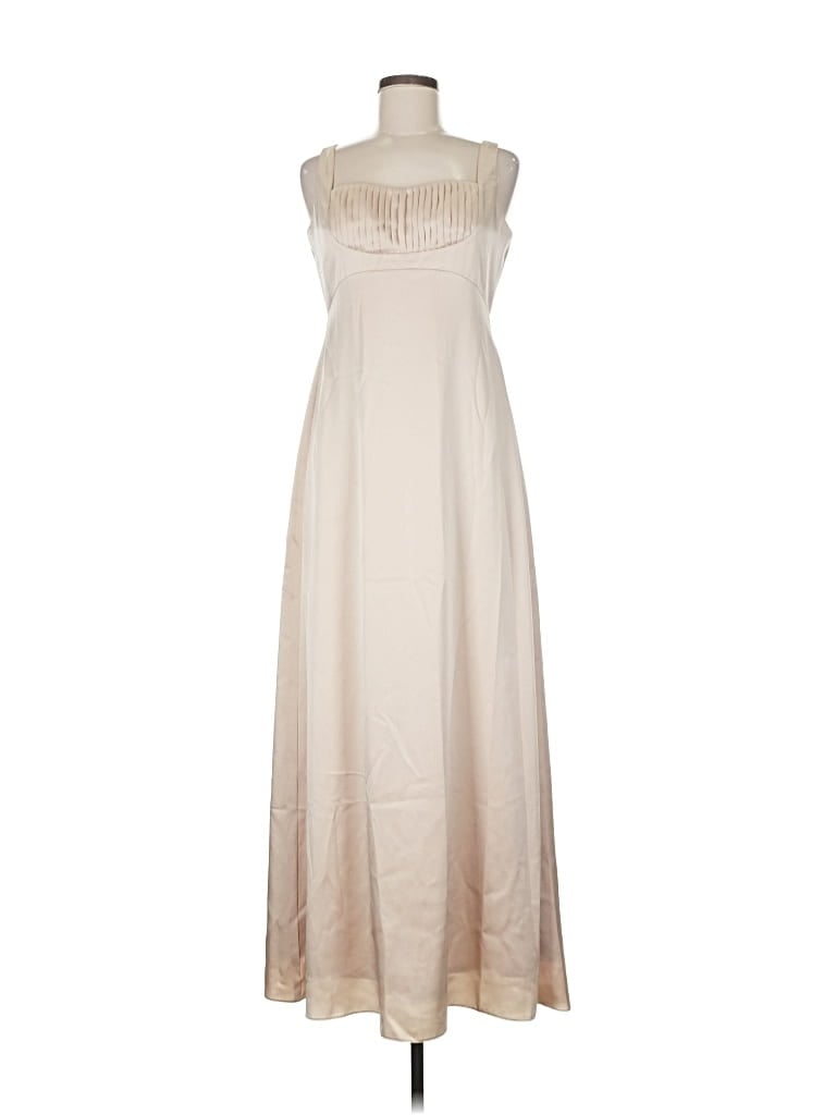 Pre-owned Bcbgmaxazria Casual Dress In White