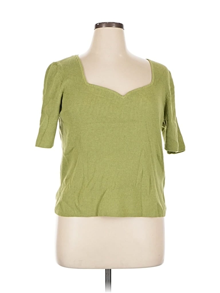 Pre-owned Terra & Sky Pullover Sweater In Green