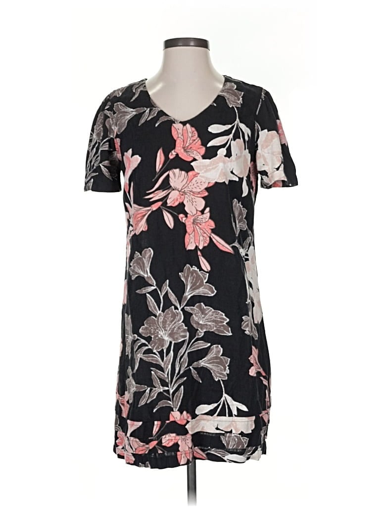 Click to view more detailed imagery on our partner's website Pre-owned Nicole Miller Casual Dress In Black