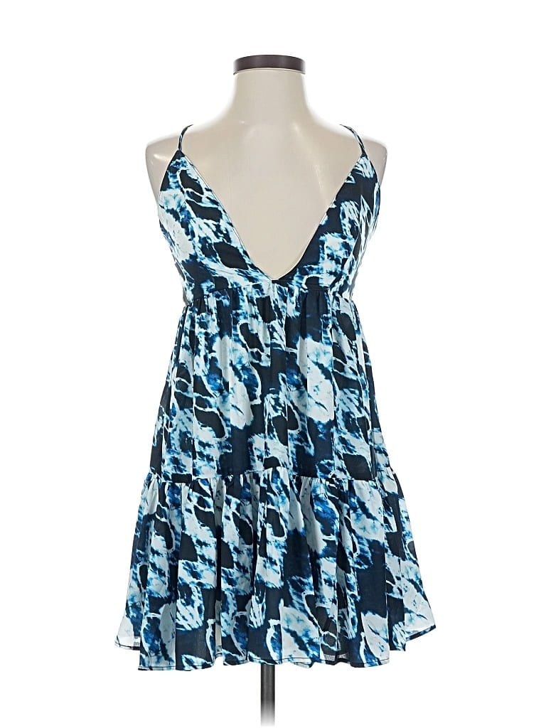 Pre-owned Lovers & Friends Casual Dress In Blue