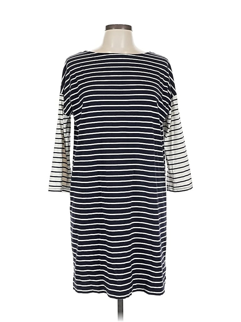 Click to view more detailed imagery on our partner's website Pre-owned Gap Casual Dress In Gray