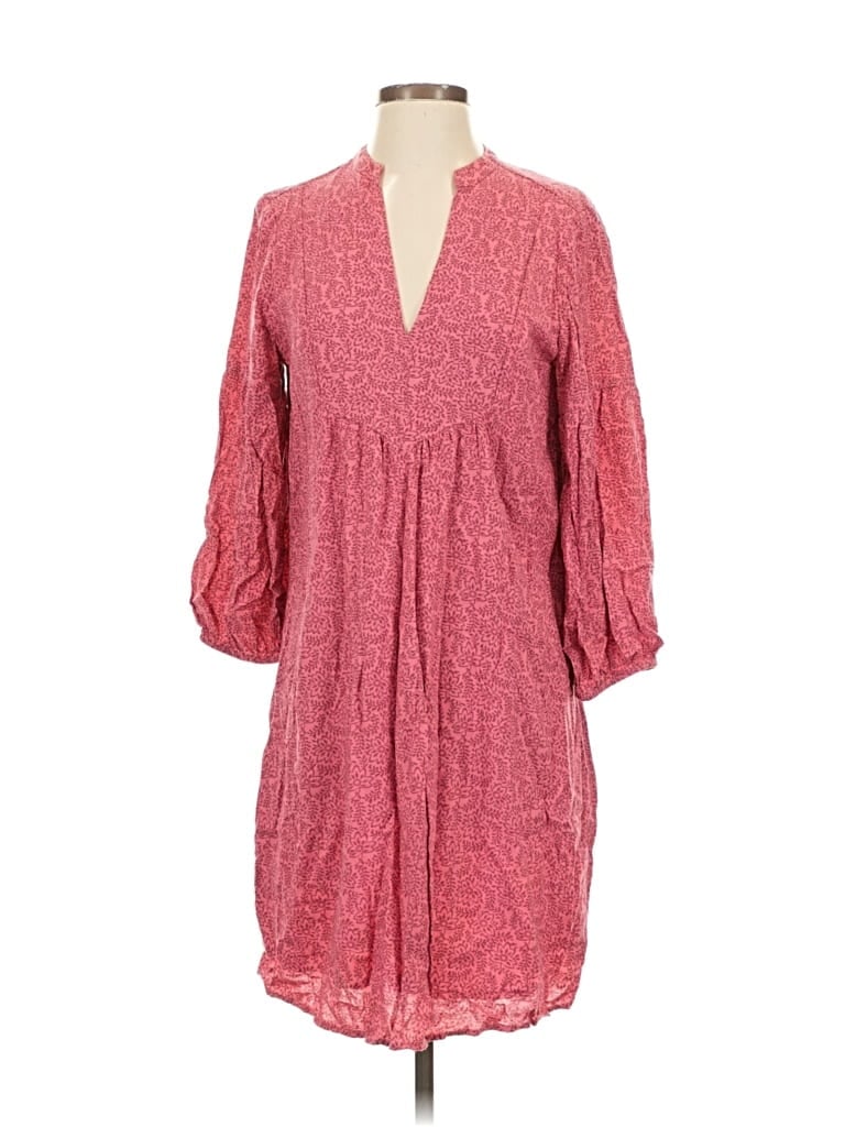 Click to view more detailed imagery on our partner's website Pre-owned Gap Casual Dress In Pink