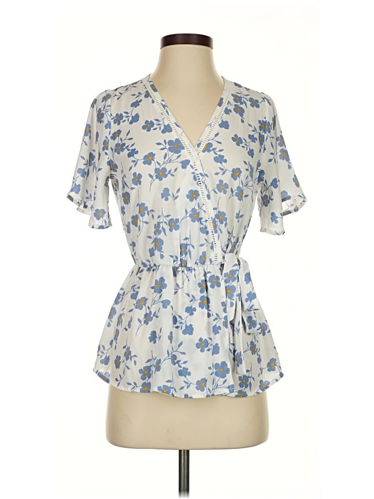 Pre-owned Sienna Sky Short Sleeve Blouse In Blue