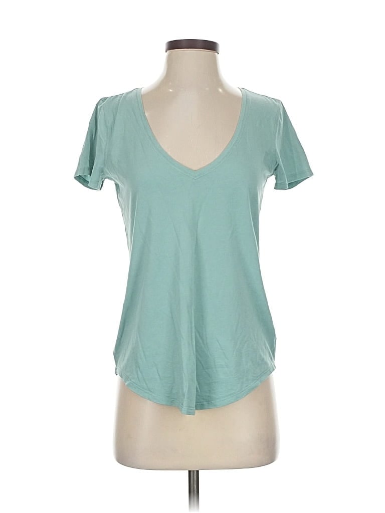 Pre-owned Lululemon Athletica Short Sleeve T-shirt In Green
