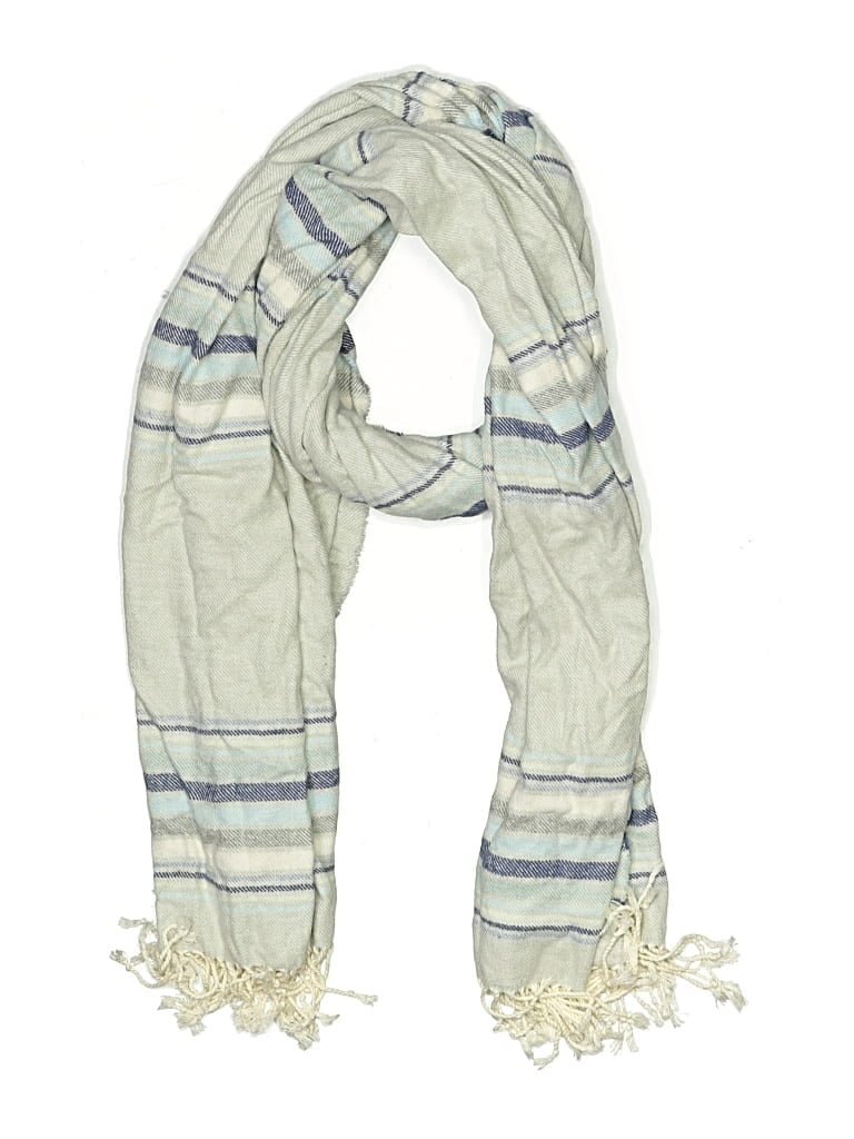 Pre-owned Gap Scarf In Gray