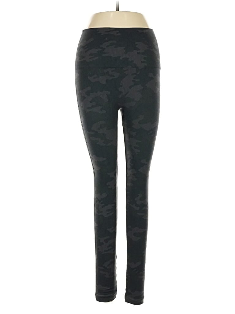 SPANX Pre-owned Leggings In Green