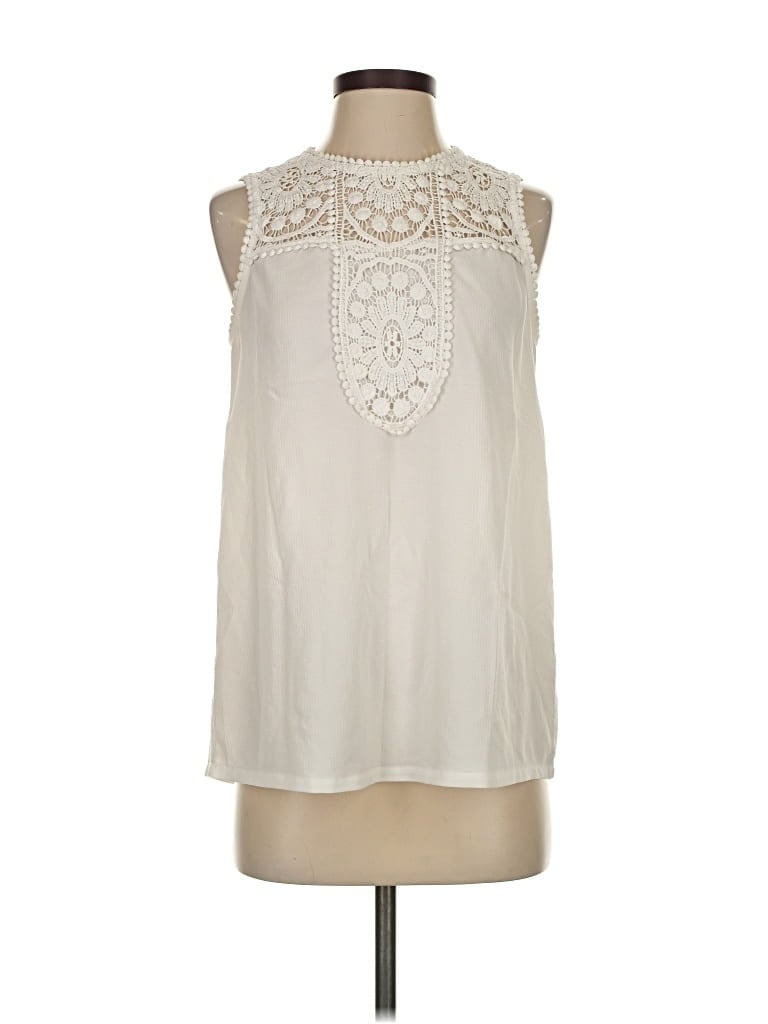 Pre-owned Halogen Sleeveless Blouse In White