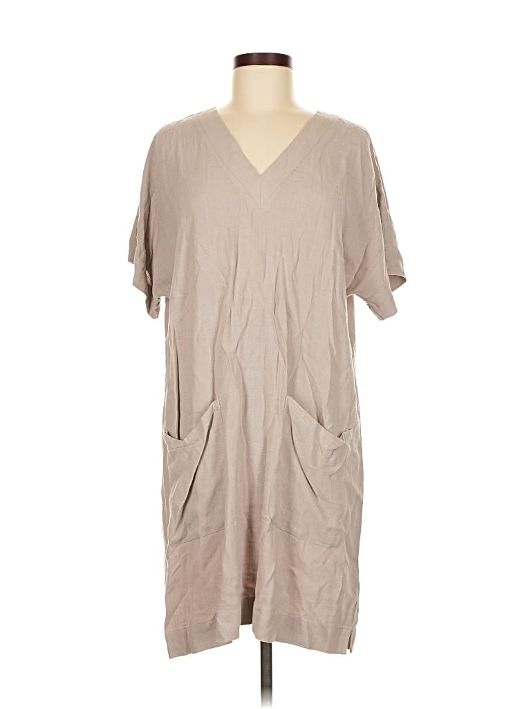 Click to view more detailed imagery on our partner's website Pre-owned Splendid Casual Dress In Brown