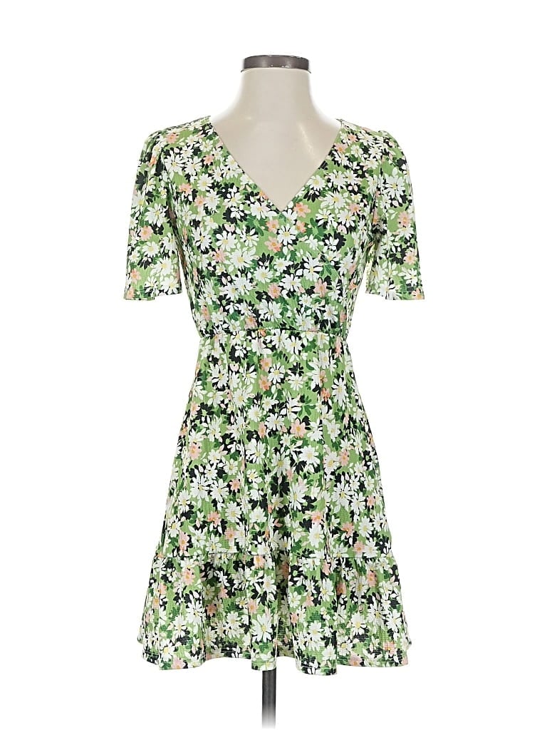 Click to view more detailed imagery on our partner's website Pre-owned Miss Selfridge Casual Dress In Green