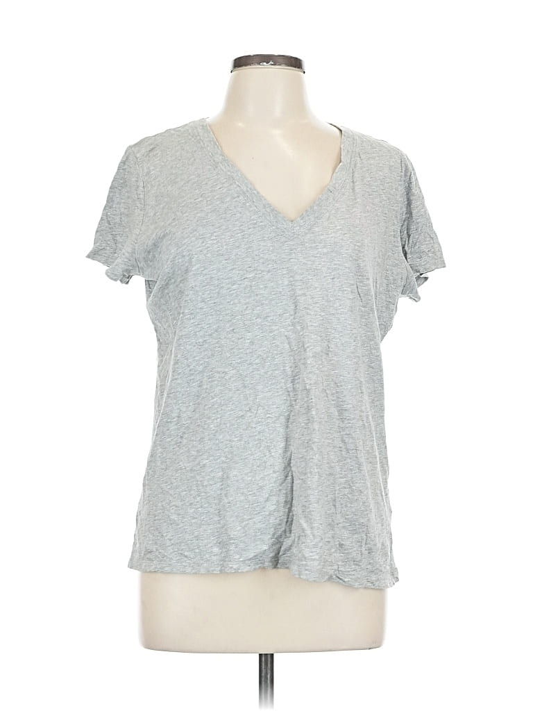 Click to view more detailed imagery on our partner's website Pre-owned Gap Short Sleeve T-shirt In Gray