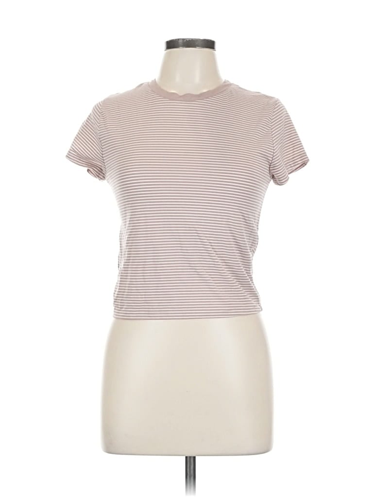 Click to view more detailed imagery on our partner's website Pre-owned Splash Short Sleeve Turtleneck In Pink