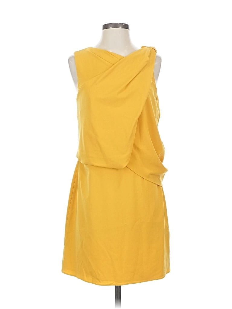 Click to view more detailed imagery on our partner's website Pre-owned Halston Casual Dress In Yellow